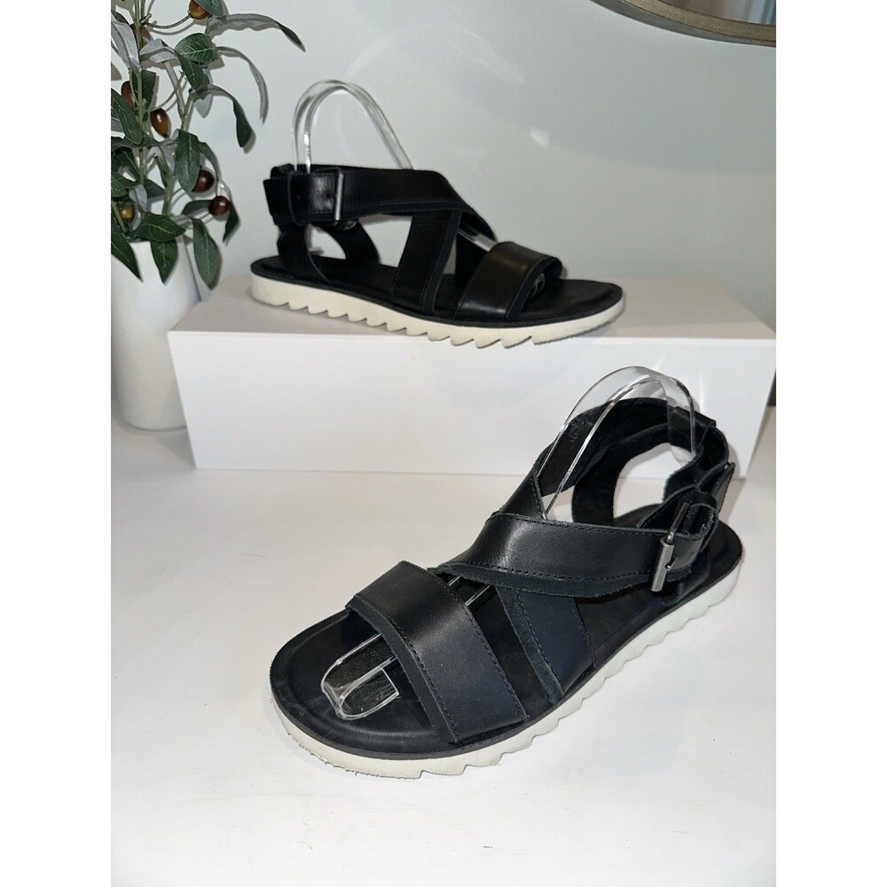 TOMS Womens Size 9 Black Leather Cross Strap Chunky Lug Sole Platform Sandals